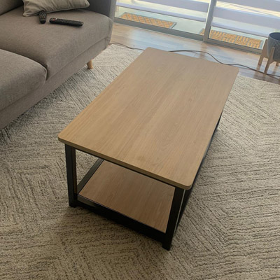 Mesa ratona con puntas redondeadas